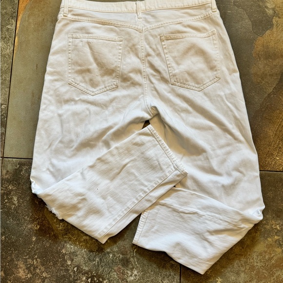 Gap ripped jeans. - Picture 5 of 6